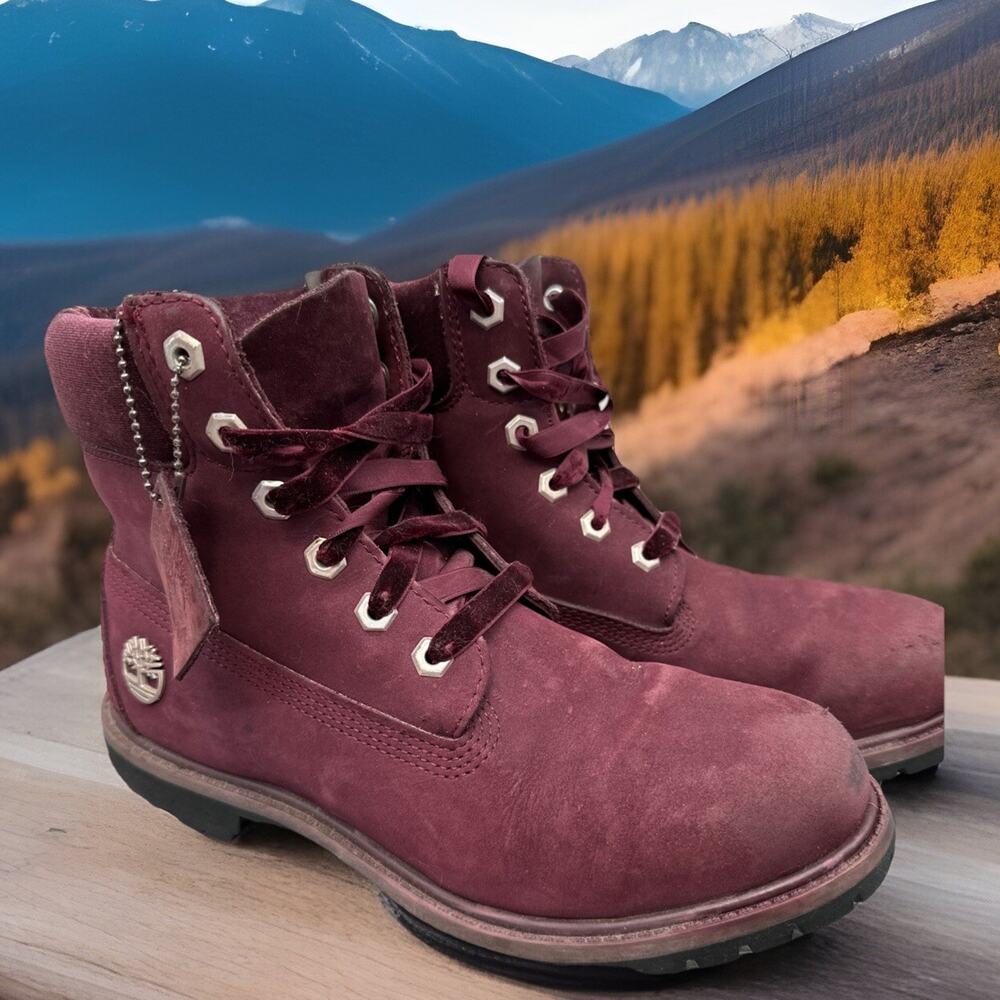 Timberland Size 9 Women's Premium Waterproof Boot in Burgundy Velvet Purple {G7}